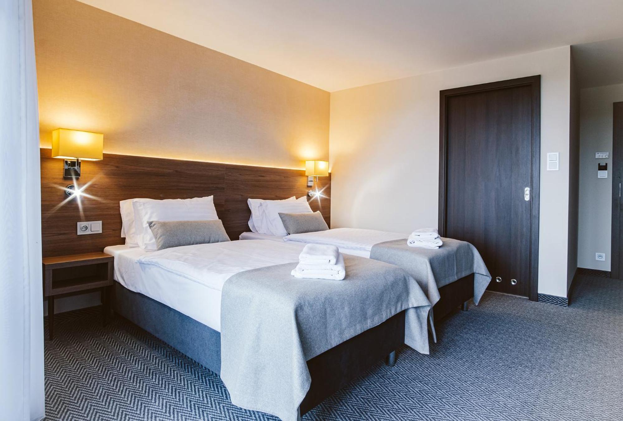 Hotel Piotr Spa&Wellness Богушув-Горце Экстерьер фото